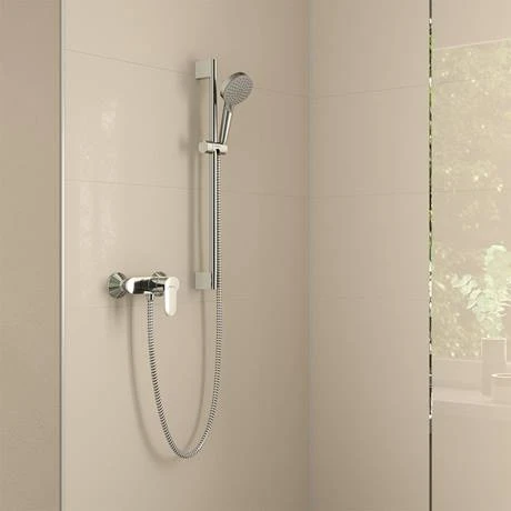 Hansgrohe Vernis Blend Exposed Single Lever Shower Mixer - Chrome - 71640000 4 Hansgrohe Vernis Blend Exposed Single Lever Shower Mixer - Chrome - 71640000 - Image 2