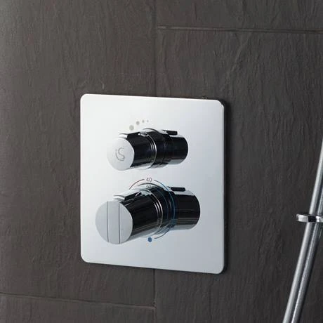 Ideal Standard Connect Easybox Slim Built-in Shower Mixer with Square Faceplate 5 Ideal Standard Connect Easybox Slim Built-in Shower Mixer with Square Faceplate - Image 3