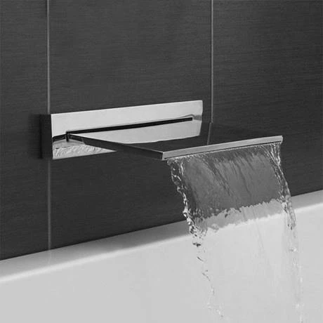 Milan Modern Shower Package (Fixed Head, Riser Rail Kit + Bath Spout) 4 Milan Modern Shower Package (Fixed Head, Riser Rail Kit + Bath Spout) - Image 2