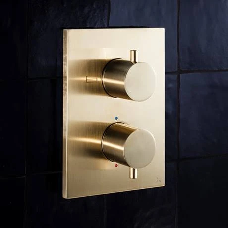 Crosswater - Brushed Brass MPRO Crossbox 2 Outlet (Bath/Shower Icons) Trim & Levers Finishing Kit 4 Crosswater - Brushed Brass MPRO Crossbox 2 Outlet (Bath/Shower Icons) Trim & Levers Finishing Kit - Image 2